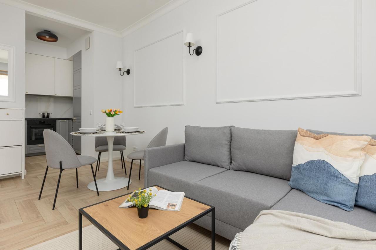 Stylish Apartment Kolejowa & Parking & Balcony By Noclegi Renters Warszawa Eksteriør bilde